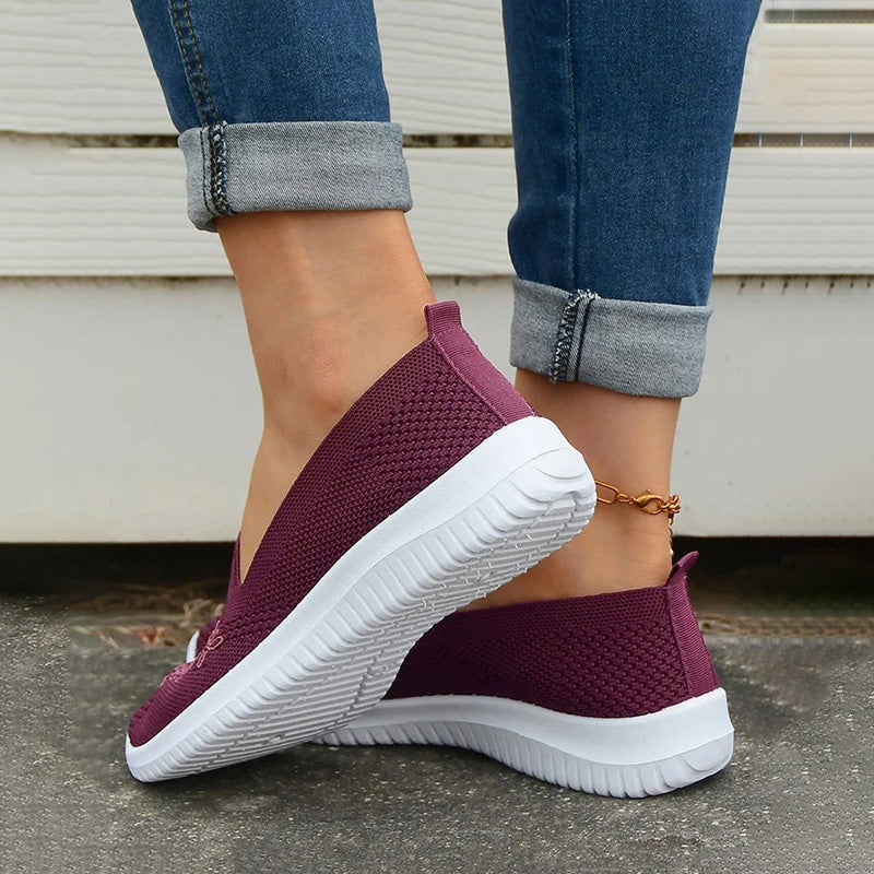 BS Slide-In | Elegante instap sneakers met geborduurde voorkant voor dames