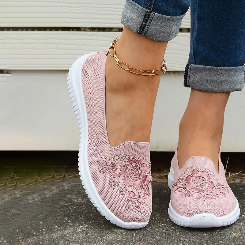 BS Slide-In | Elegante instap sneakers met geborduurde voorkant voor dames