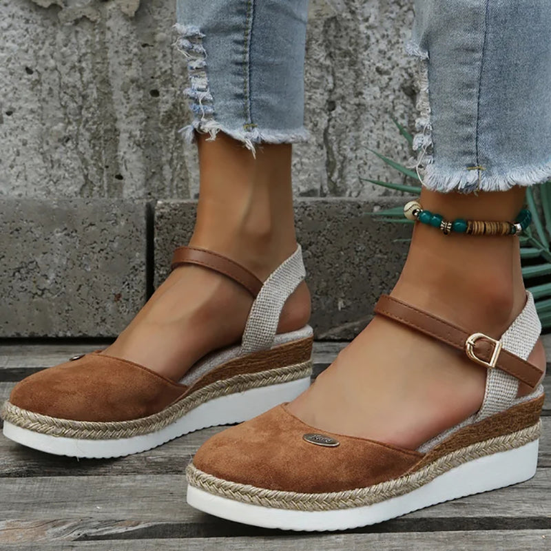 BS Slide | Modieuze keil sandalen met wreef bandje voor dames