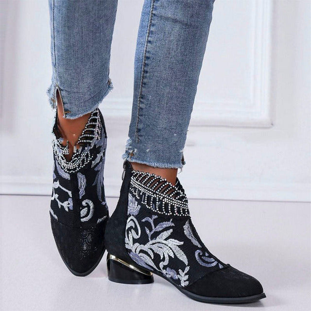 BS Vintage Boot | Luxe enkellaarzen met geborduurde print voor dames