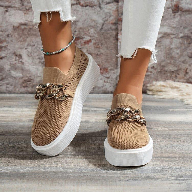 BS Chain Platform | Ademende platform slip-on sneakers met ketting detail voor dames