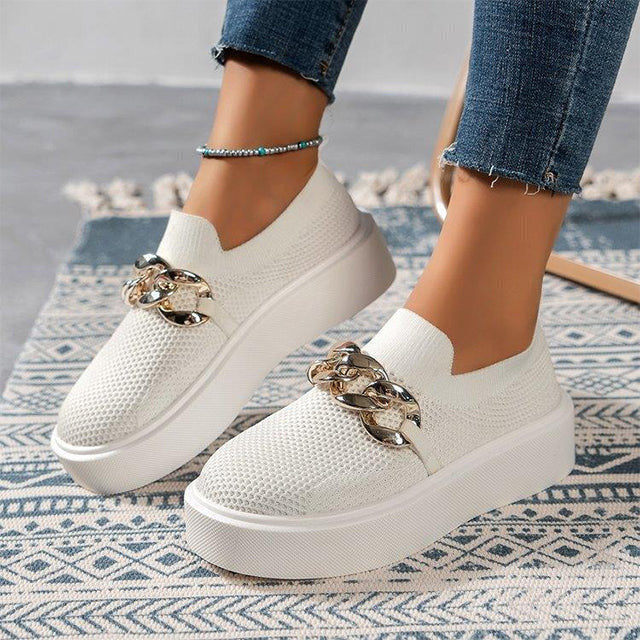 BS Chain Platform | Ademende platform slip-on sneakers met ketting detail voor dames